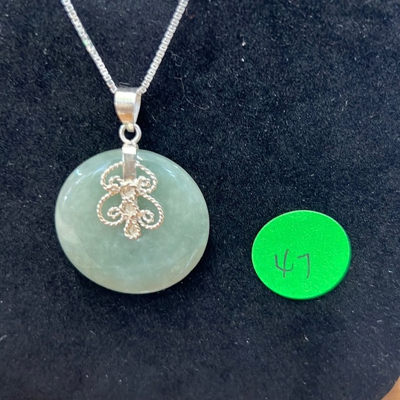 New Natural Burmese Jade Donut Sterling Silver Pendant - Picture 1 of 3
